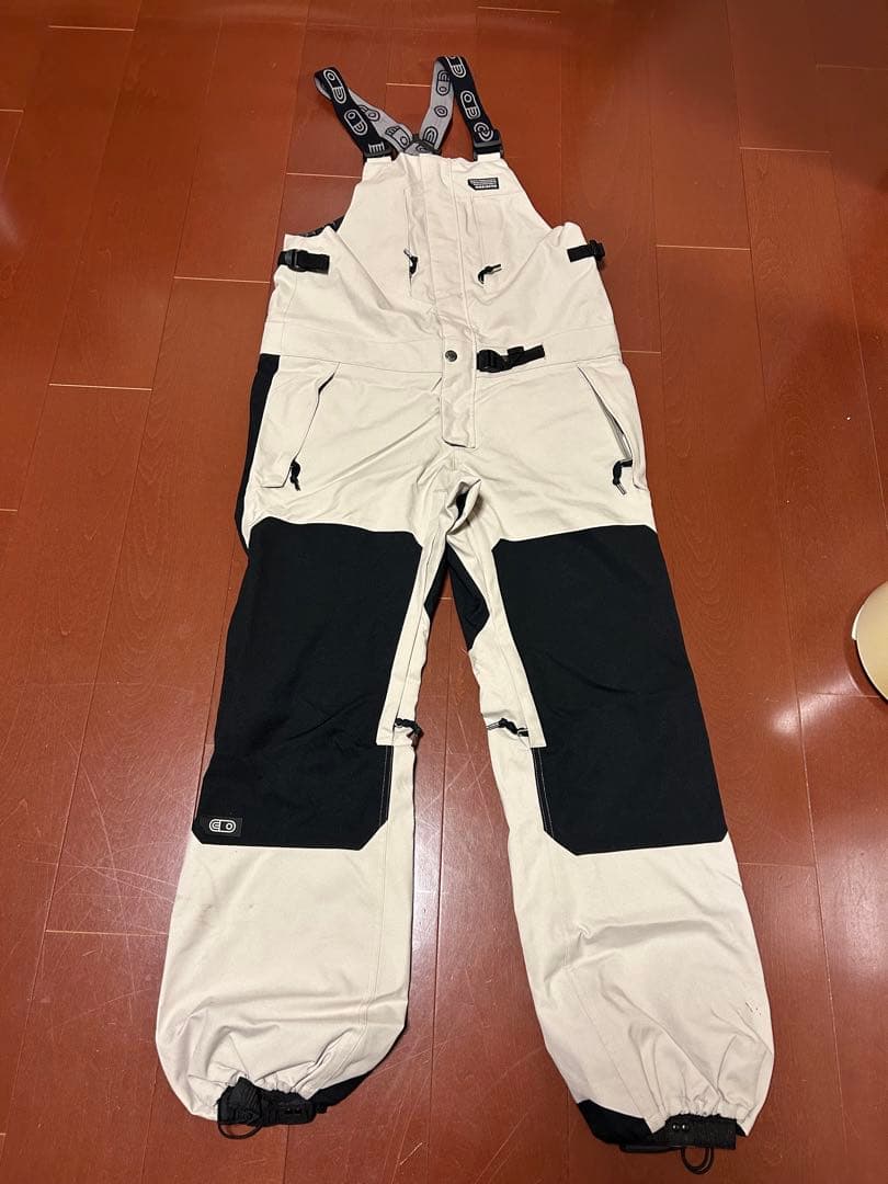 今週限定値下げ　AIRBLASTER(エアブラスター) ビブパンツ 23-24