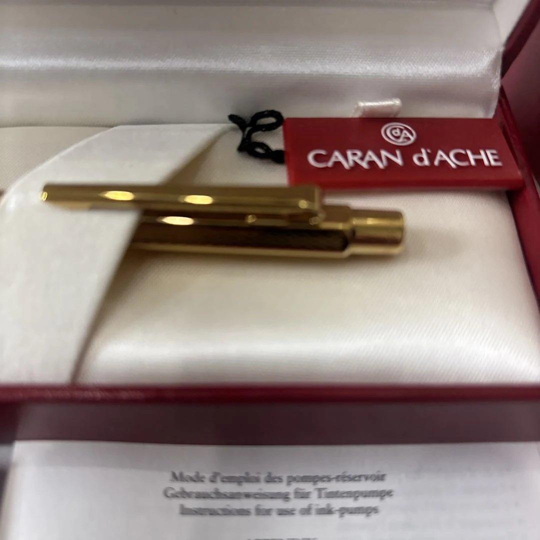 匿名発送カランダッシュ エクリドール シェブロン ノック式 ゴールドカラー美品