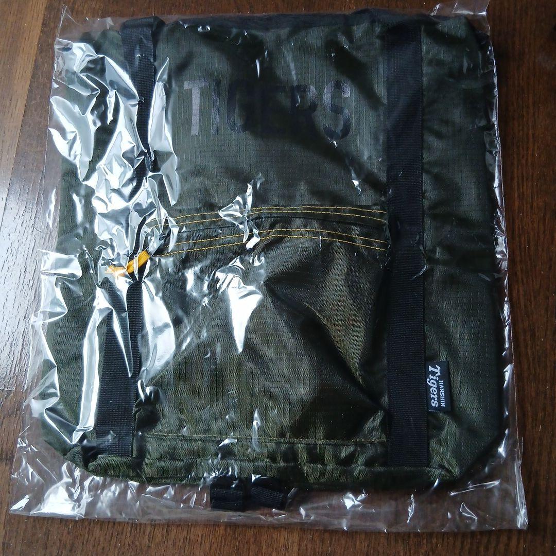 阪神タイガース3WAYバックパック オリーブ色