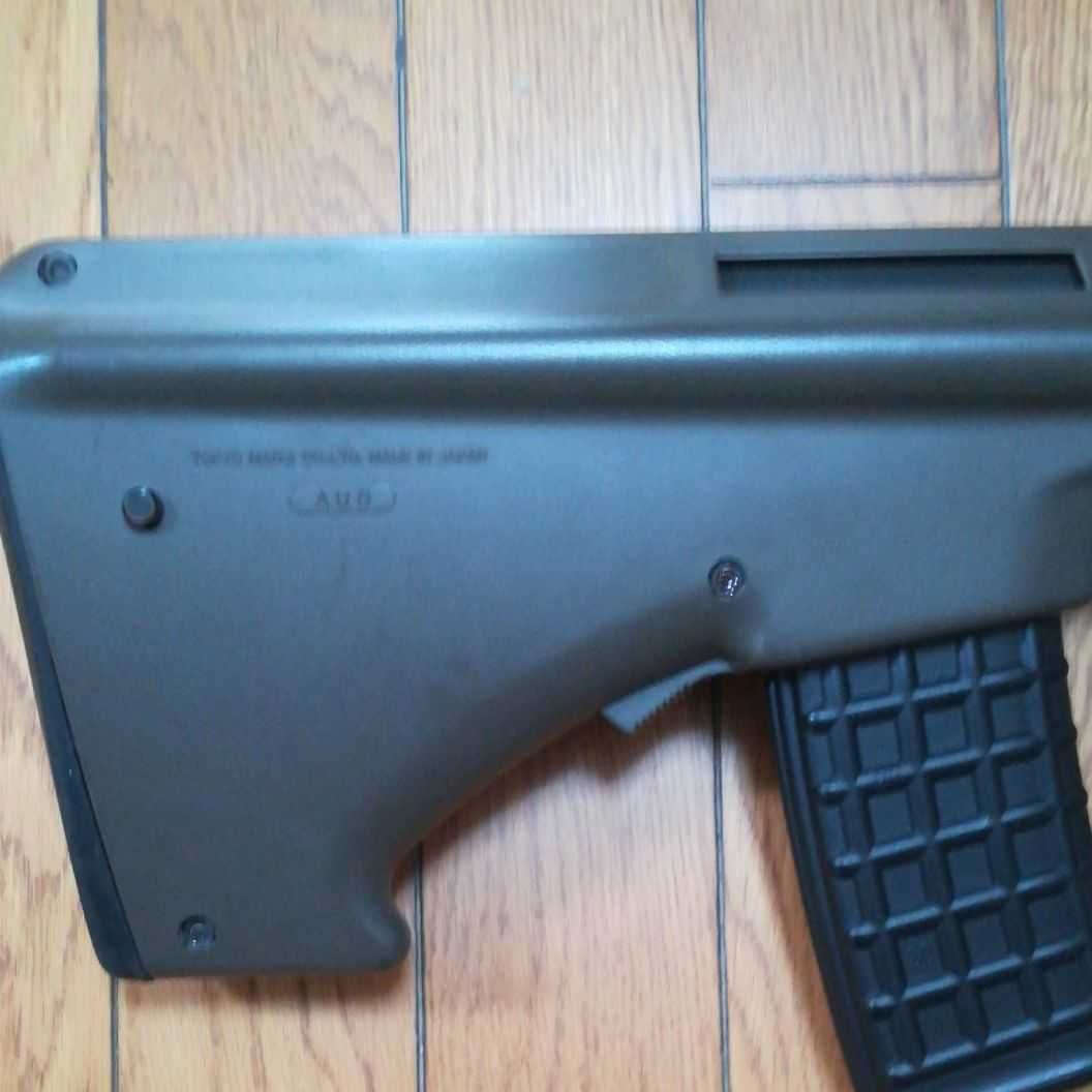 東京マルイ電動ガン　ステアーAUG