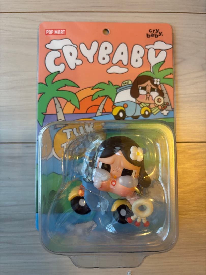 POP MART CRYBABY TUBE GIRL フィギュア　タイ限定