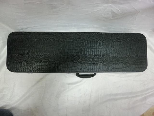 高級沖縄三線＆奄美三線用　ハードケース（黒）艶消しのクロコダエル柄　新品未使用