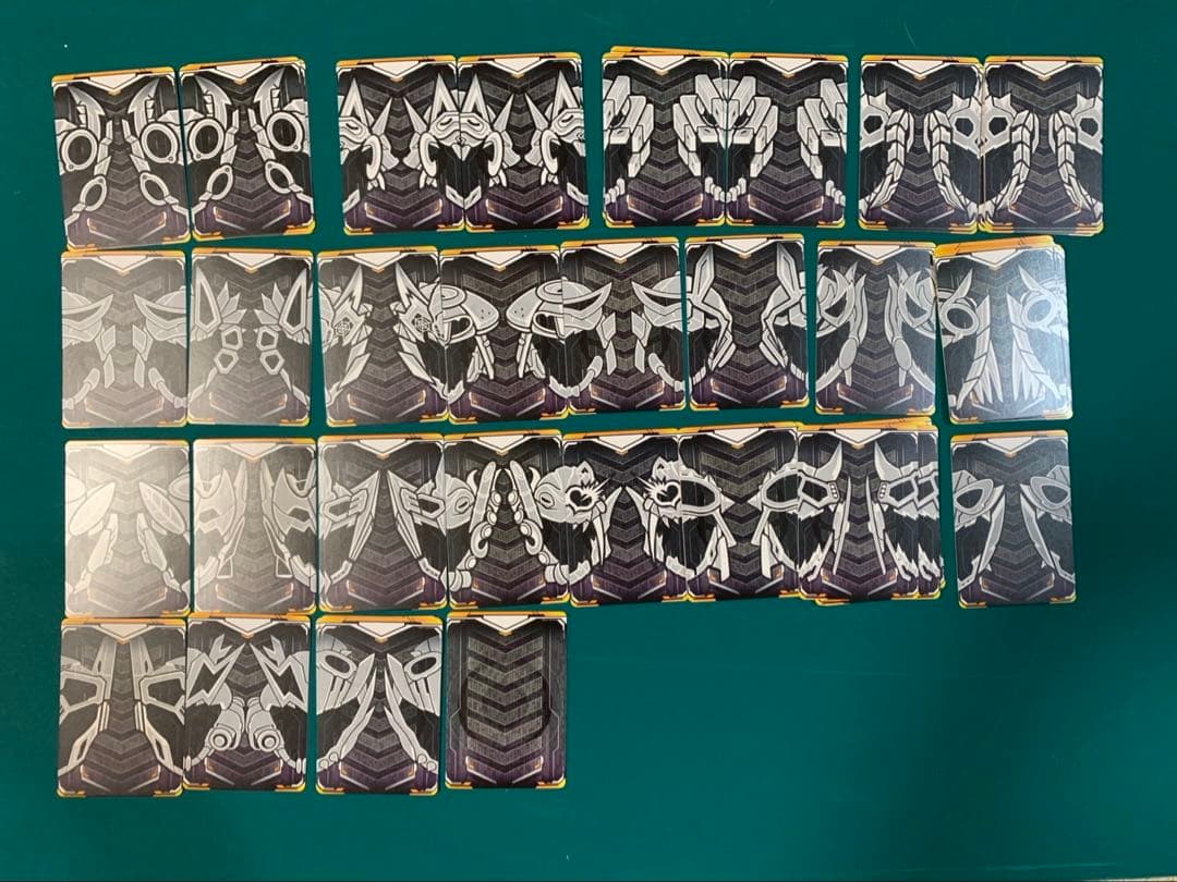 画面ライダーガッチャード　ライドケミートレカセット　カード100枚以上