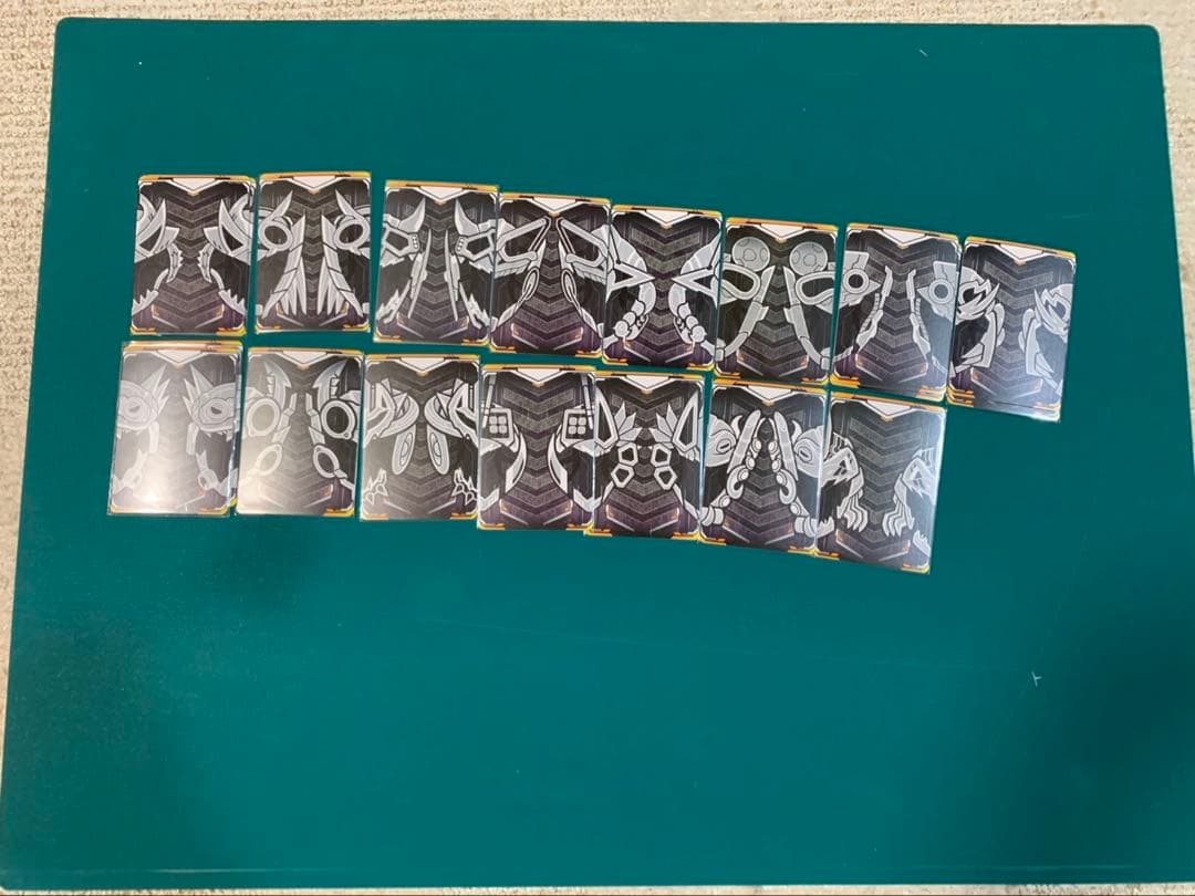 画面ライダーガッチャード　ライドケミートレカセット　カード100枚以上