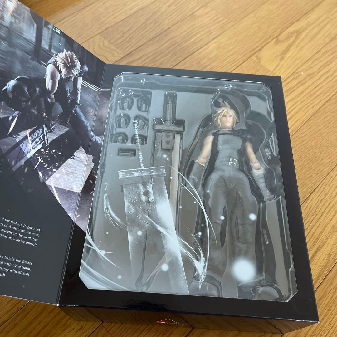 FINAL FANTASY VII CLOUD STRIFE フィギュア