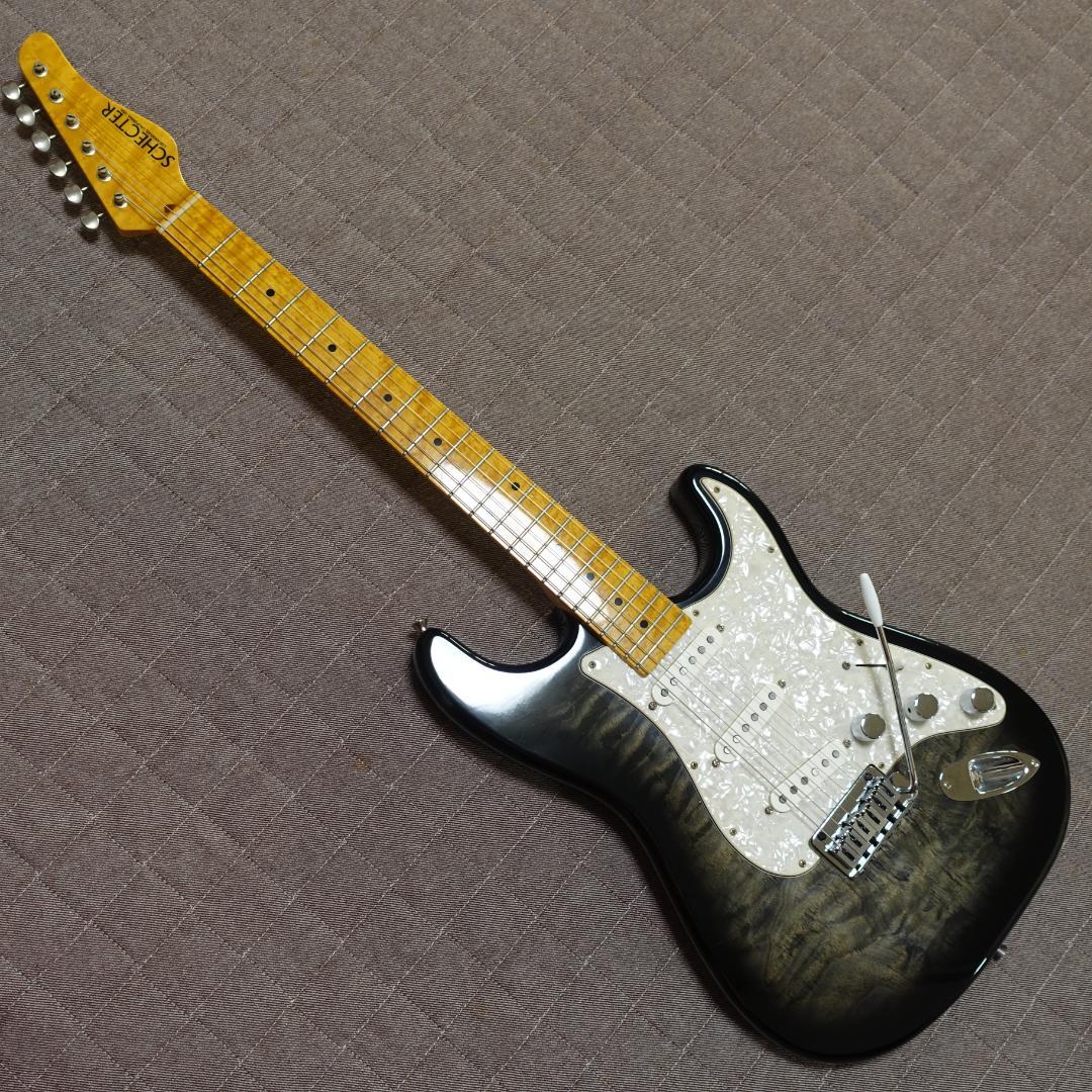 ギター Schecter Quilted Maple ST Type