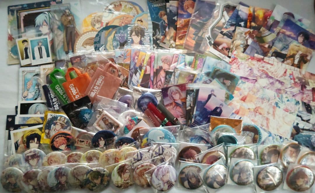 【アイナナ】グッズ　大量　セット