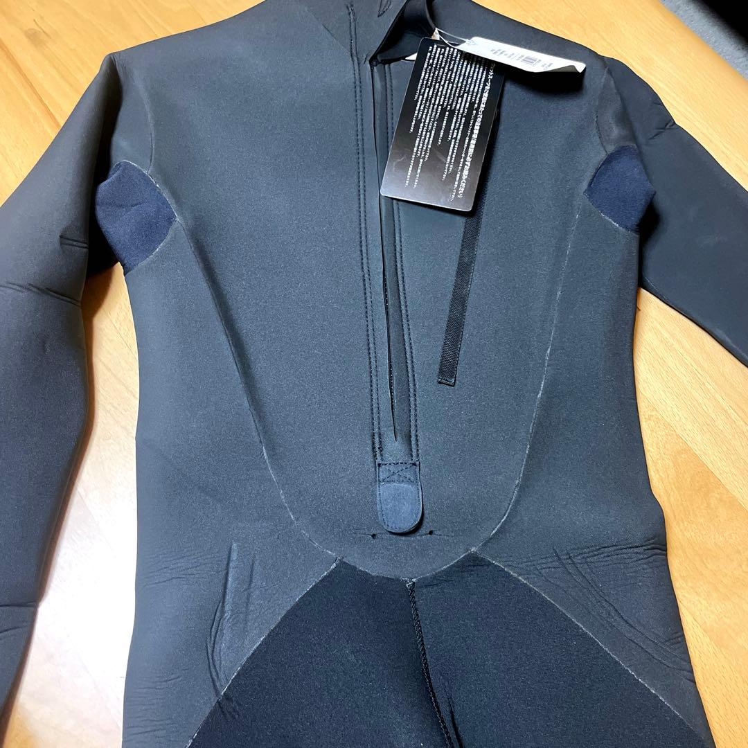 未使用、メンズ セミドライスーツ Lサイズ ブラック　サーフィン