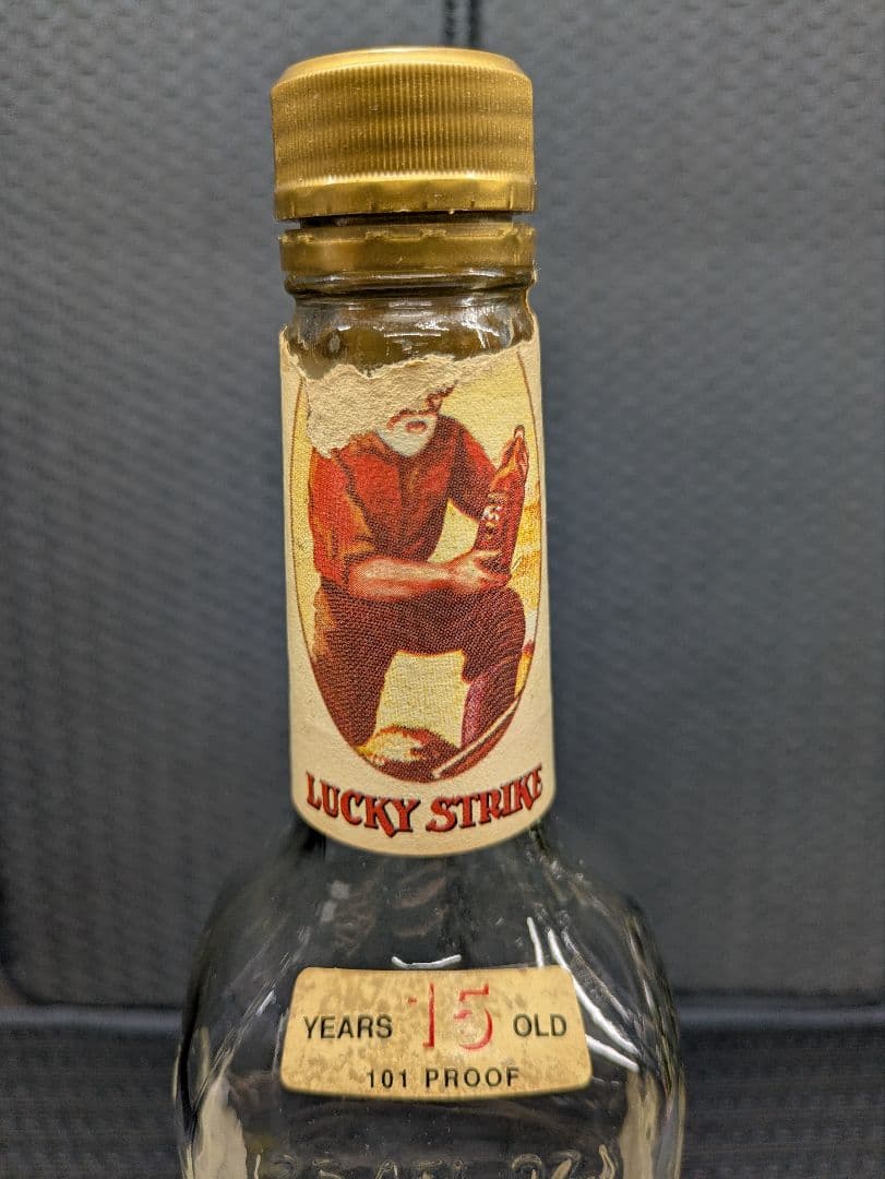 空き瓶 LUCKY STRIKE 15年バーボンウイスキー