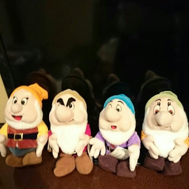 ヤングエポック製 七人の小人 Disney