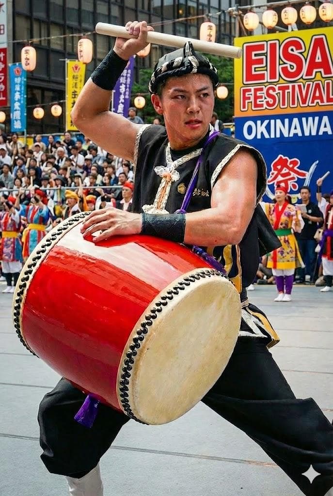 新品未使用(送料無料)26.980円　エイサー大太鼓36cm*40cmバチ付き