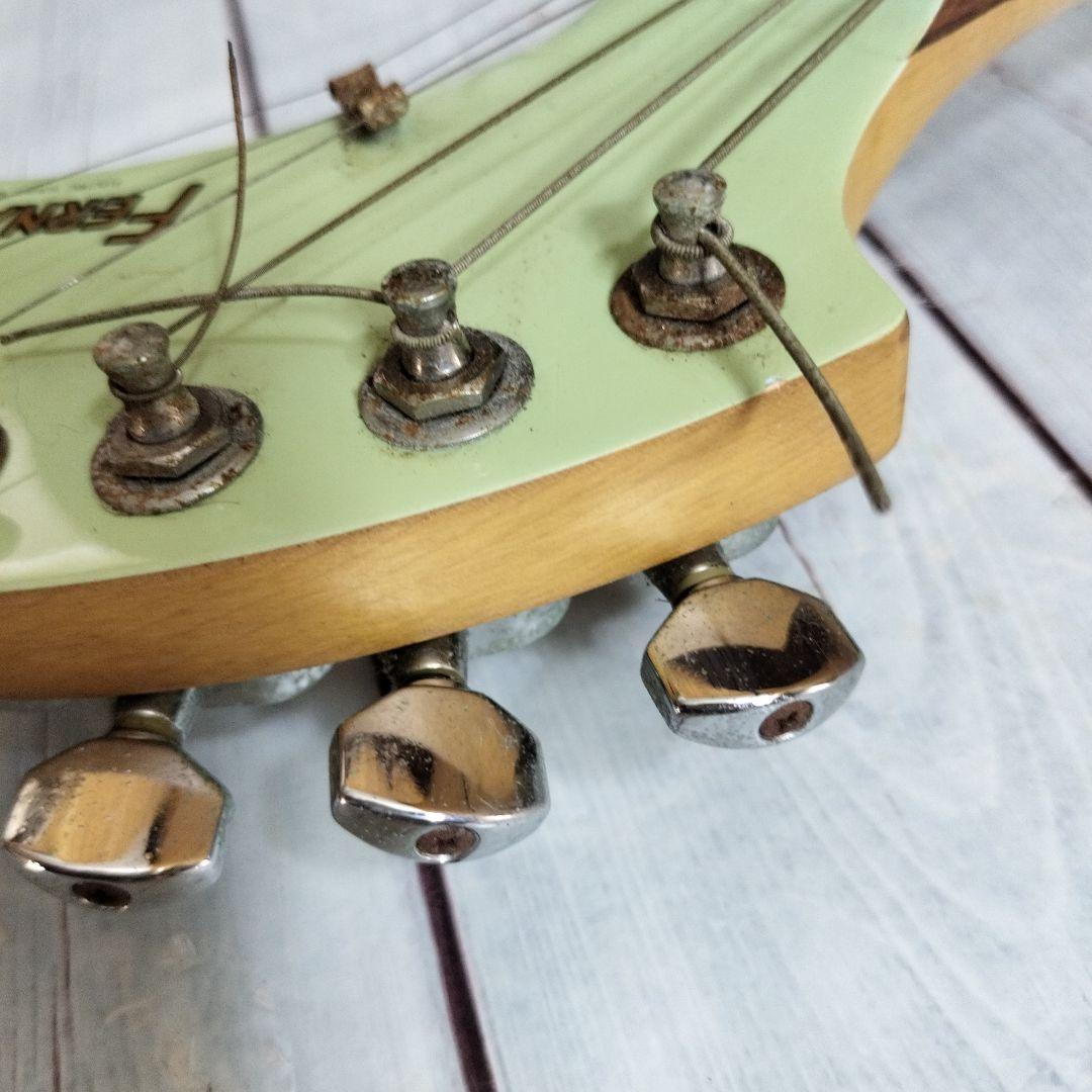 Fernandes エレキギター 薄緑