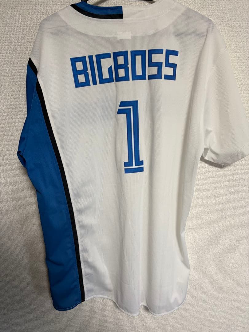 BIGBOSS ファイターズユニフォーム 背番号1