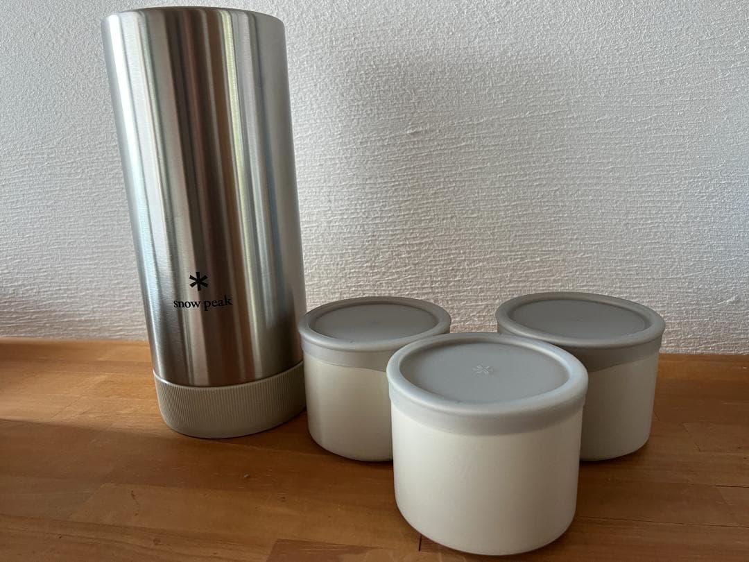 みっちゃん） peak 保温可能弁当箱　トバチ３　 ホワイト