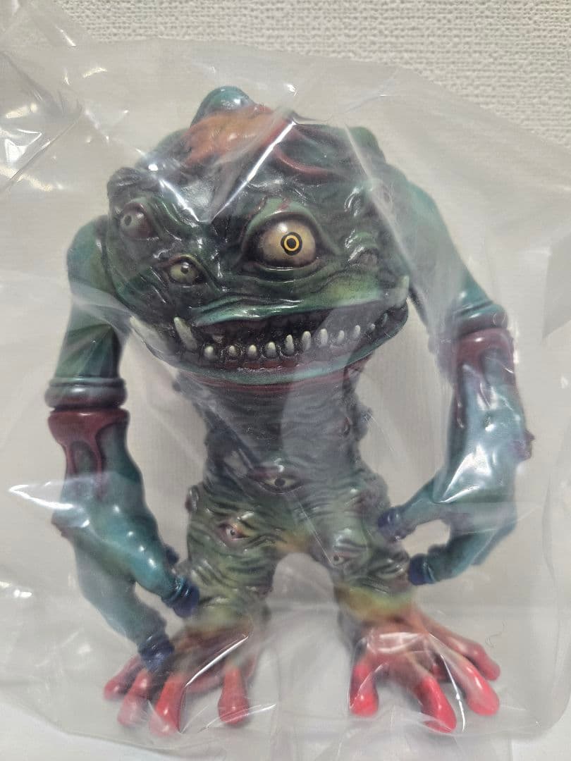 シカルナ工房 宇宙怪獣　メギーラ　レアカラー