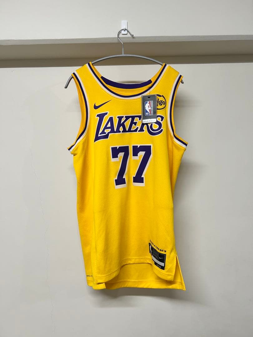 Lakers ドンチッチ ユニフォーム 未使用　現地購入パッチ