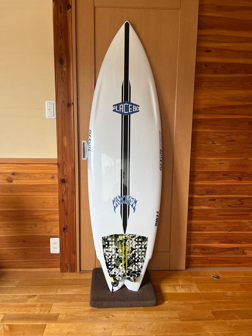 プレセボ　DIABLO-X 5'10 33ℓ