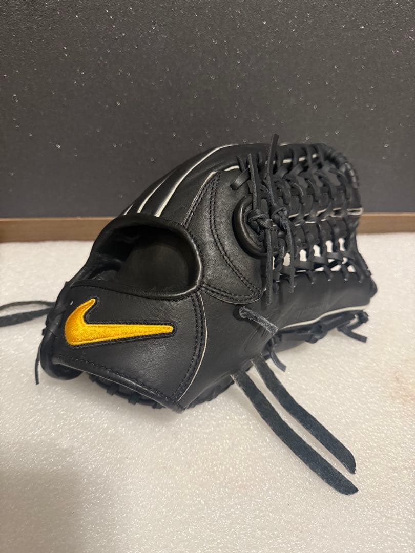 ★未使用★極美品★ NIKE ナイキ 一般軟式用 外野手 オールラウンド