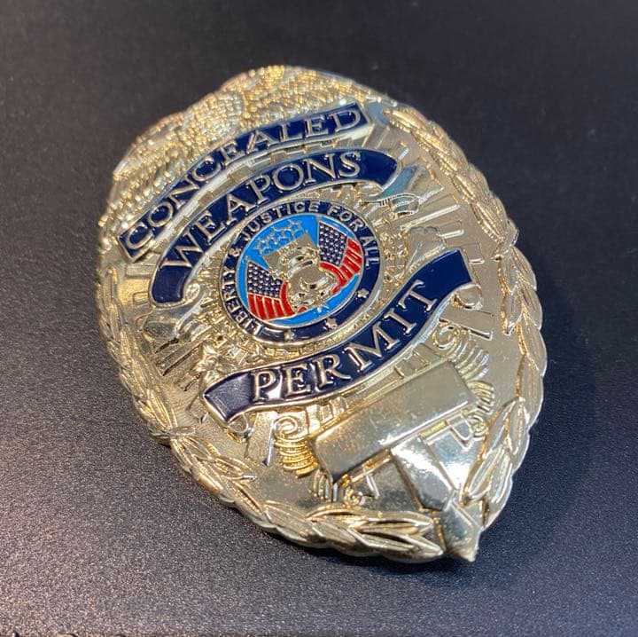 コンシールドウェポンパーミット バッヂ CWP 銃器携帯許可証 バッジ