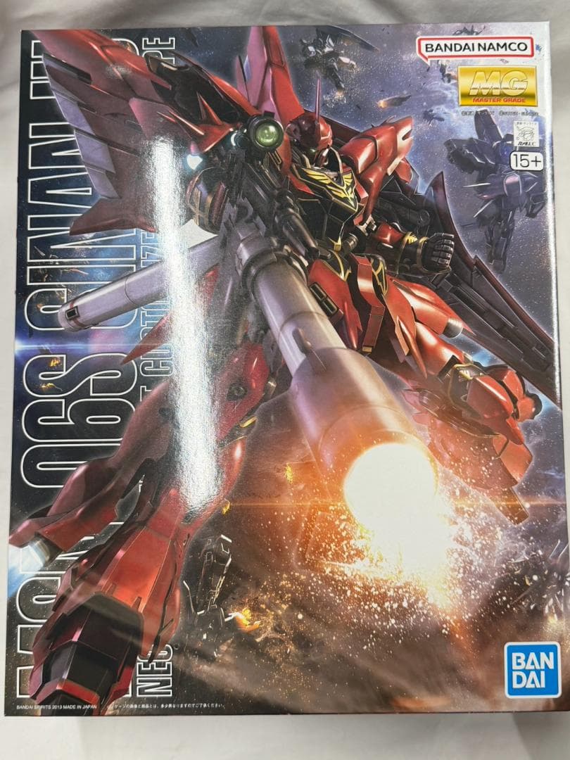 MG 機動戦士ガンダムUC シナンジュ 1/100スケール プラモデル【再販】