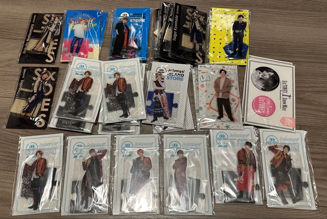 SixTONES アクスタ　アルリルスタンド