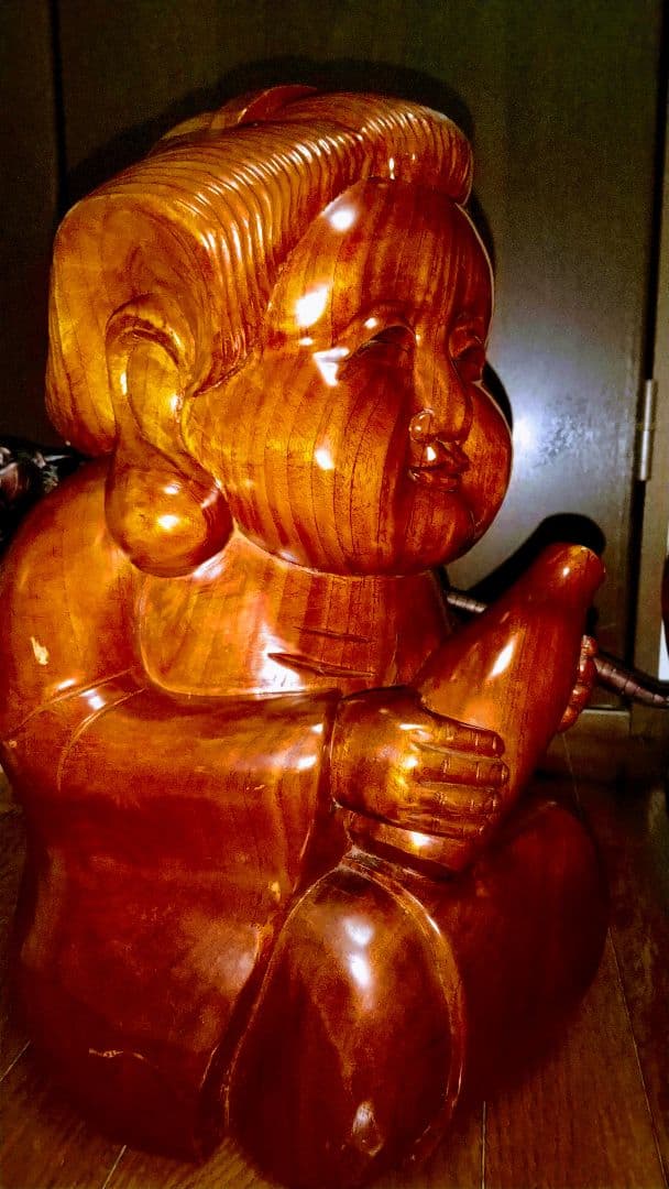 入手困難.巨大.木製.お福さんの置物.9.３kg