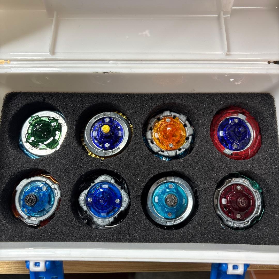 初代ベイブレード 25個セット　ベイランチャー12個　ケース付き