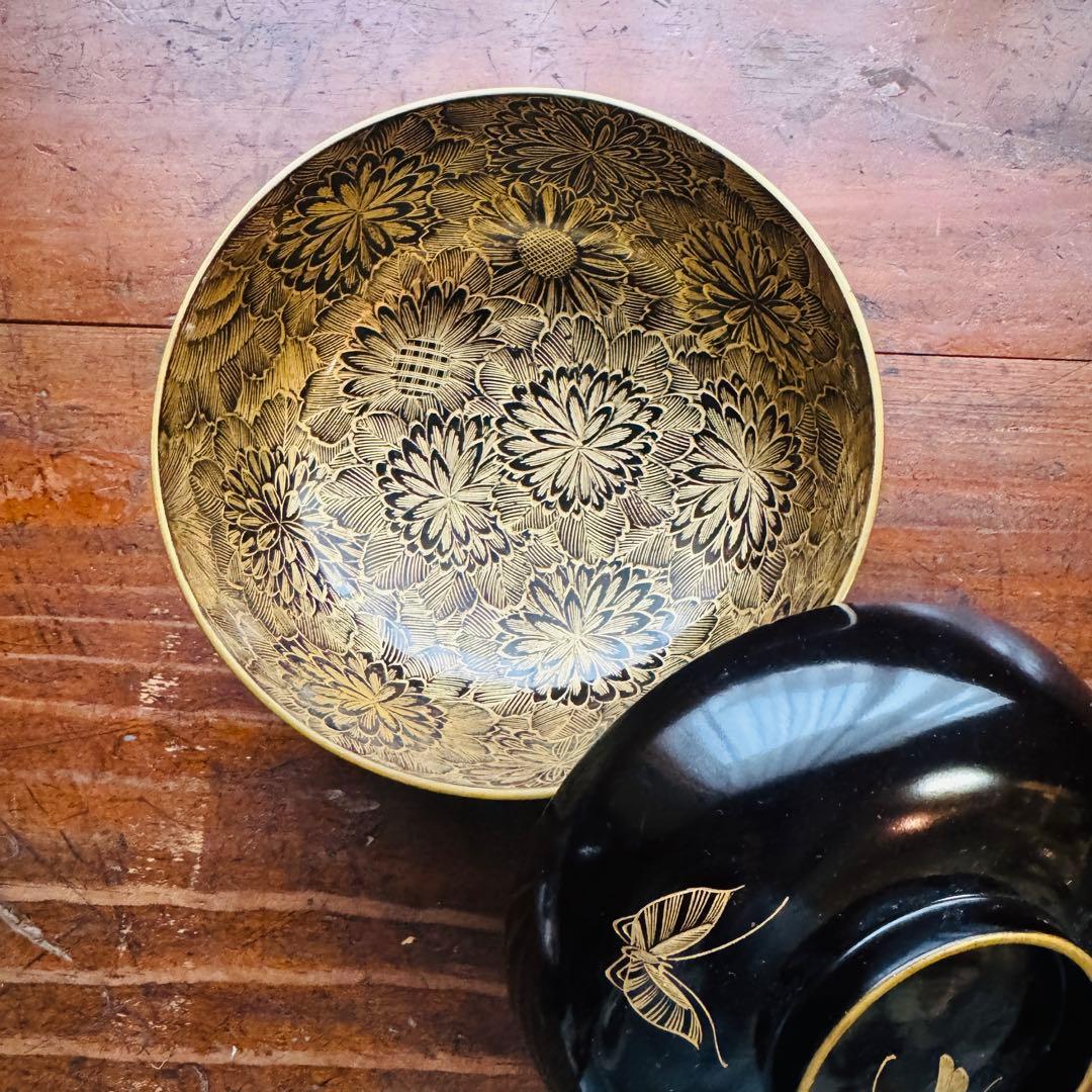 骨董品　沈金　黒漆塗り椀　蝶菊文様1客　正月　吸物椀二客セット