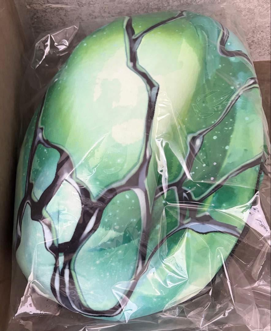 ツイステッドワンダーランド　マレウスの抱っこぬいぐるみ(幼体ver.)