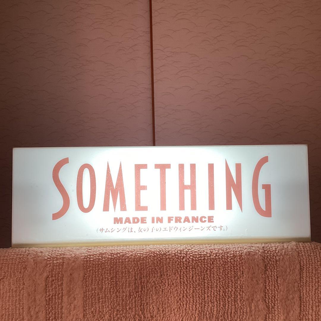 SOMETHING〈EDWINレディース〉電飾看板
