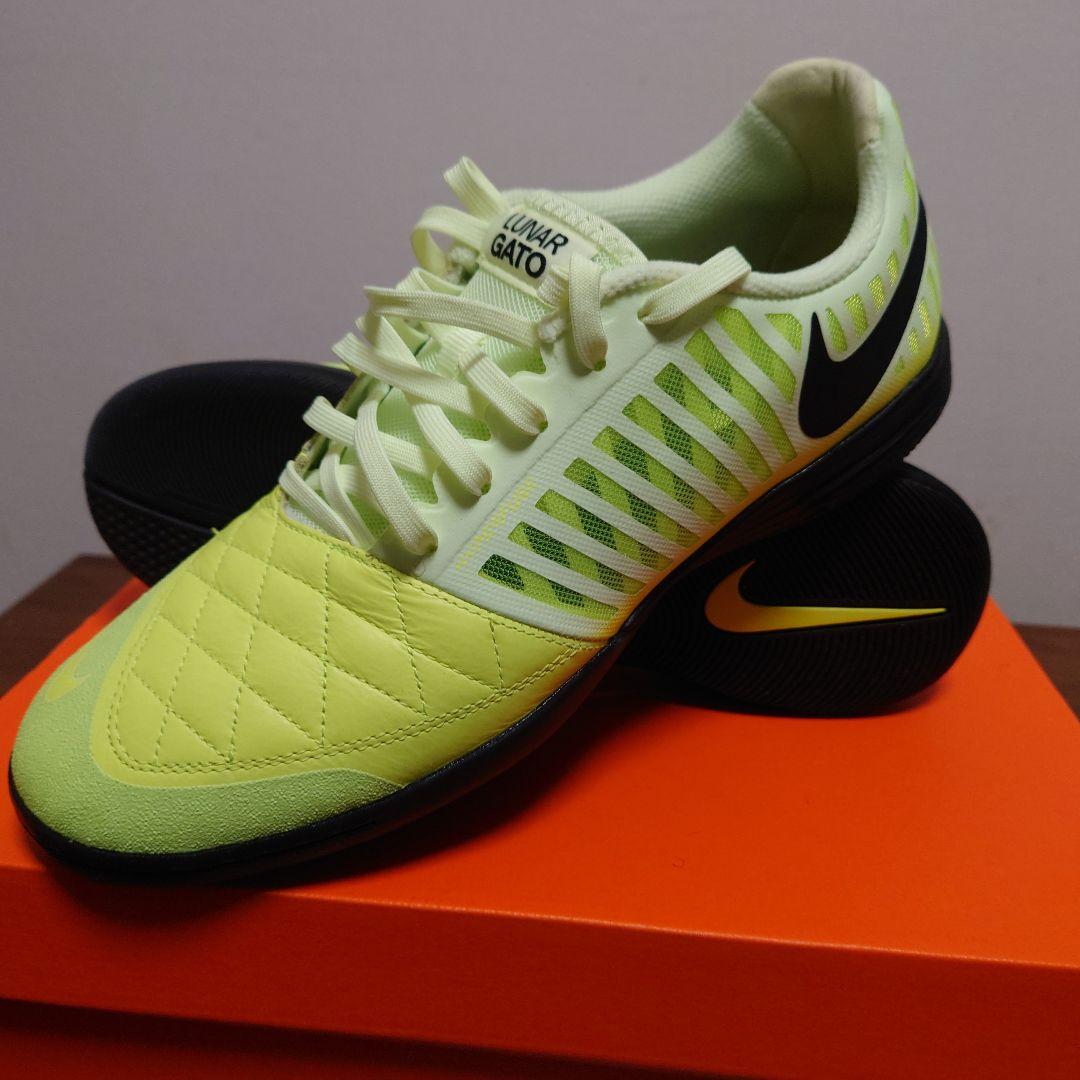 【新品　最安値】ナイキ　ルナガト２