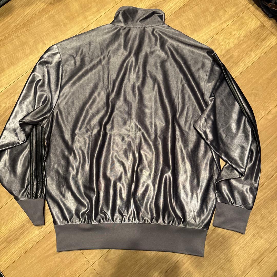 adidas トラックジャケット　XL グレー　メタリック