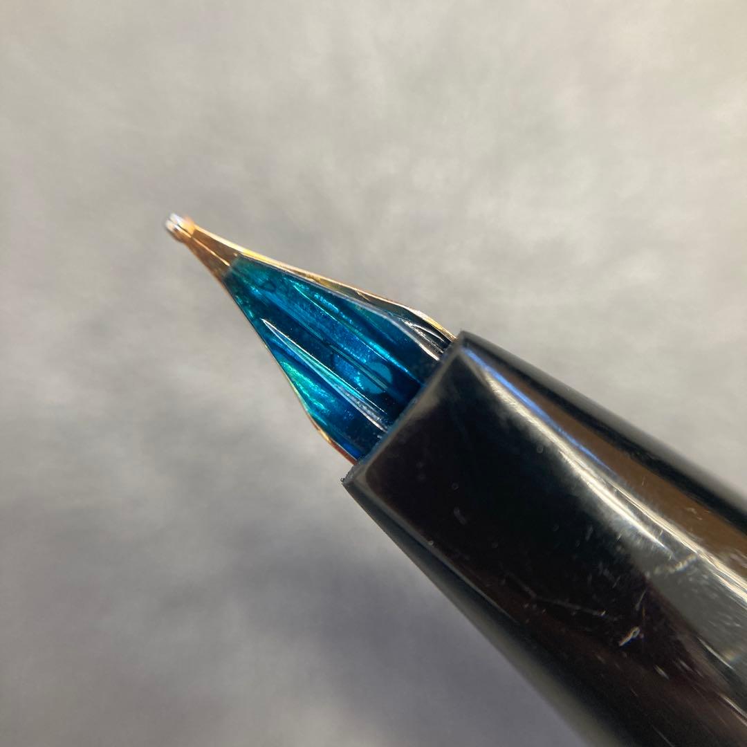 PLATINUM プラチナ 万年筆 18K 中字 ブラック×ゴールド