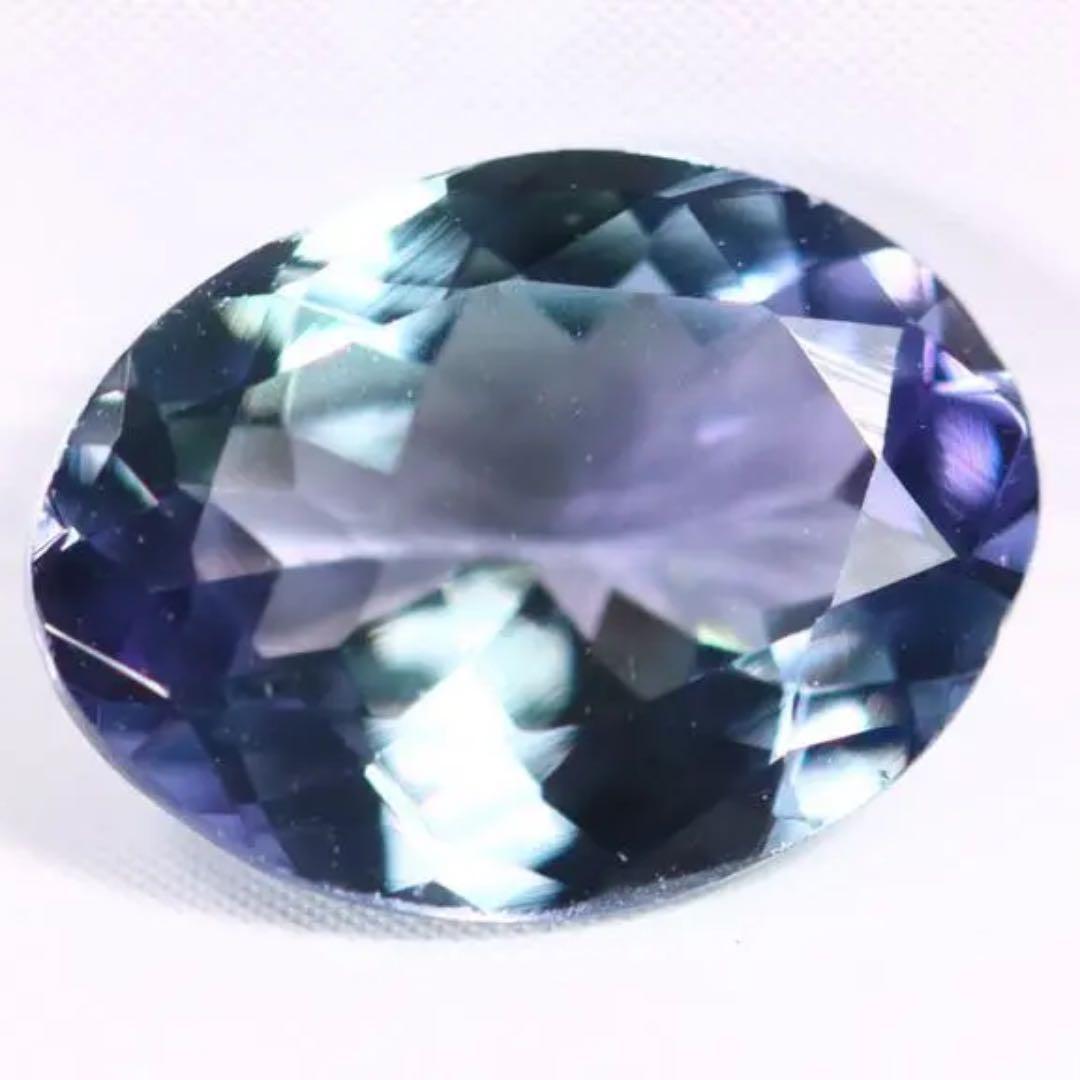 格安！多色性が美しいタンザナイトスクエアルース1.1ct