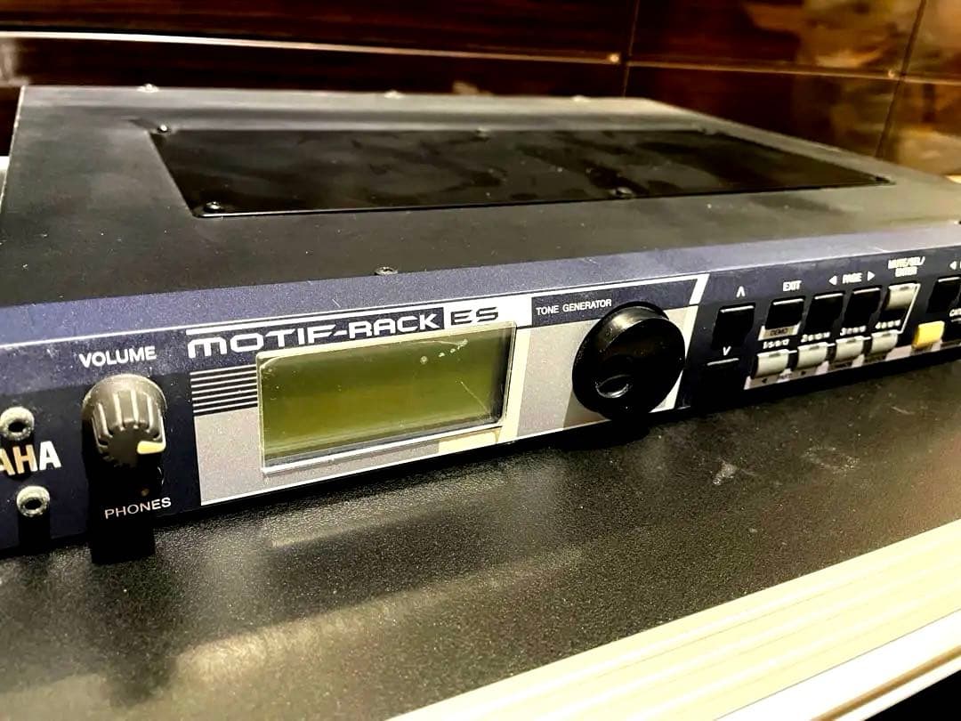 YAMAHA MOTIF-RACK ES 【美品】セール