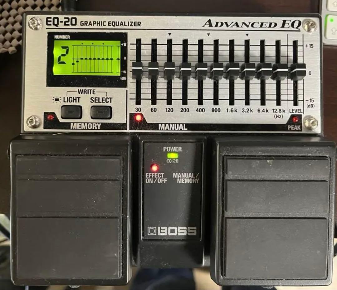 BOSS EQ-20 グラフィックイコライザー