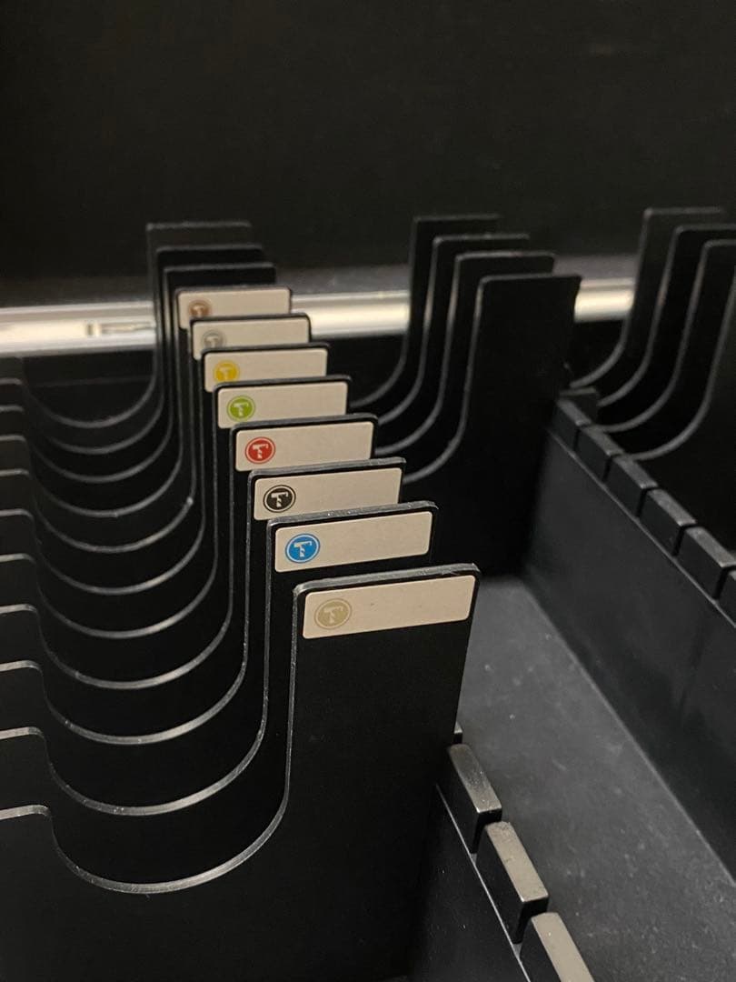 TOYGER CEO Storage アタッシュケース シルバー