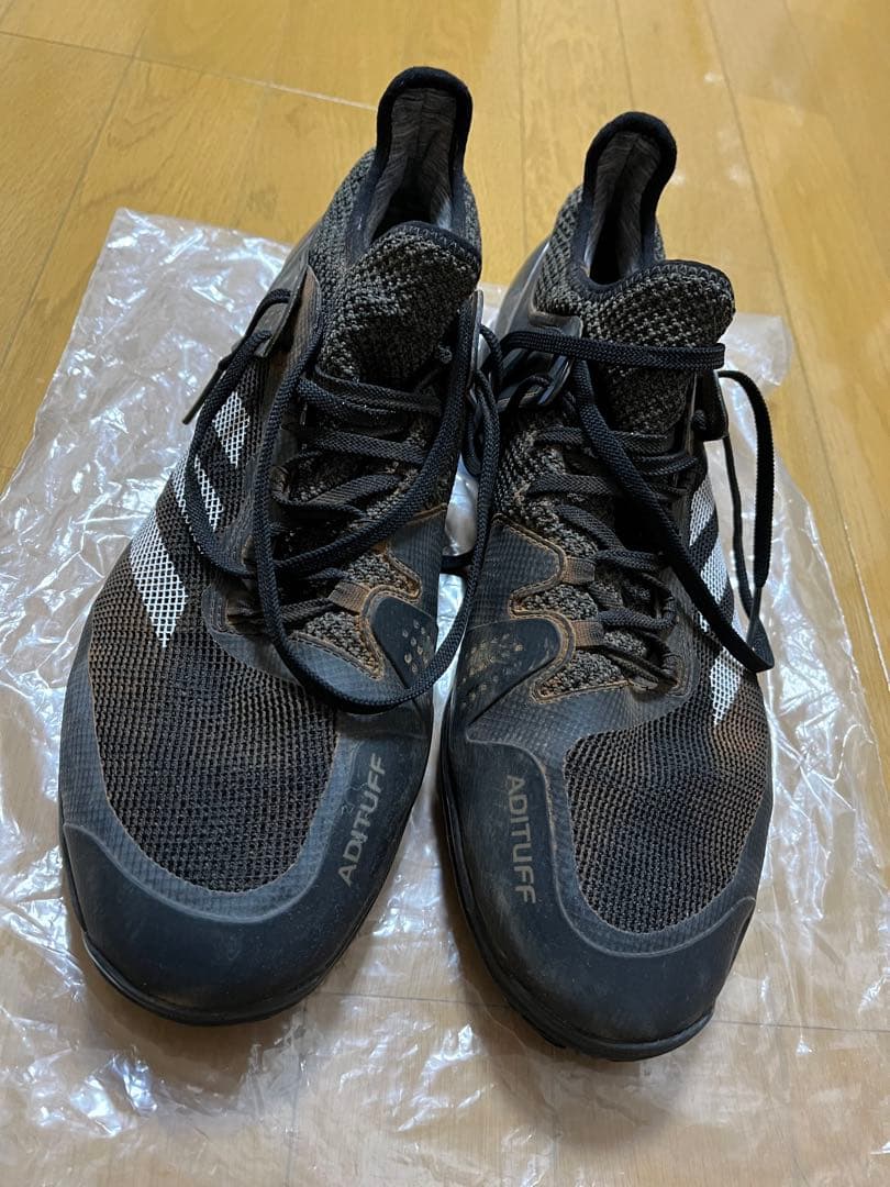 ズべレフ　本人着用　シューズ