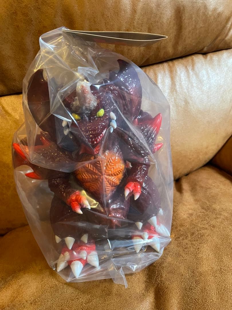 安楽安作　デストロイア　ソフビ