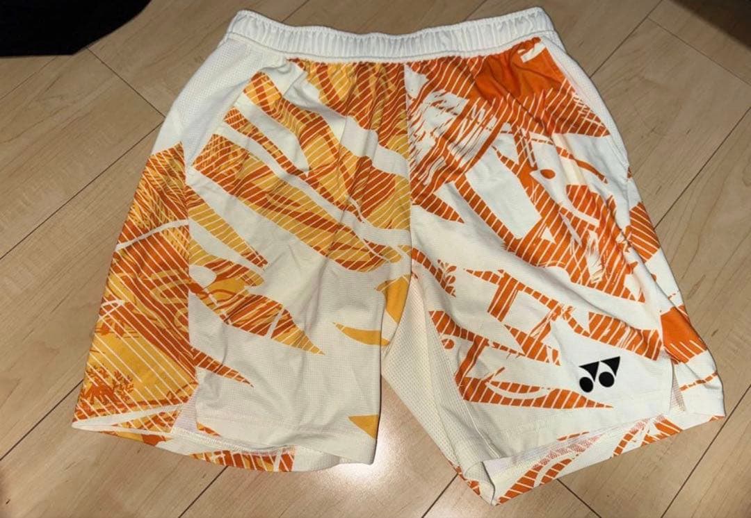YONEX ハーフパンツ L レア