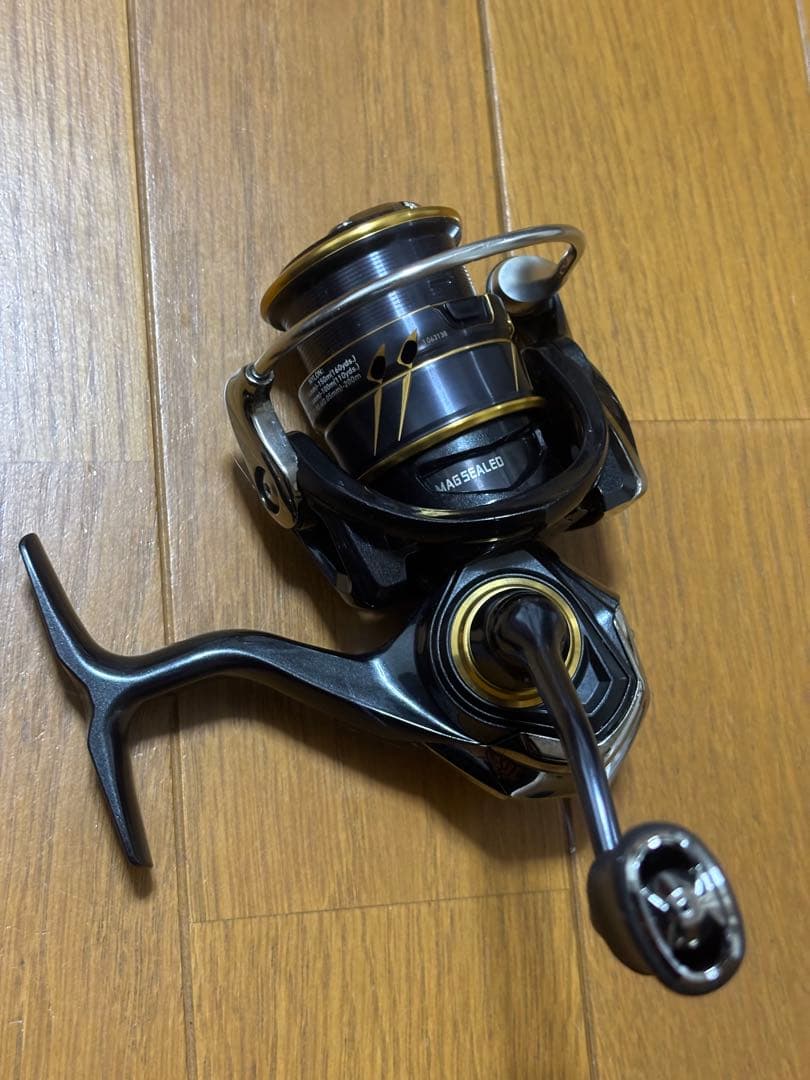 美品　ダイワ 21カルデアFC LT 2000S