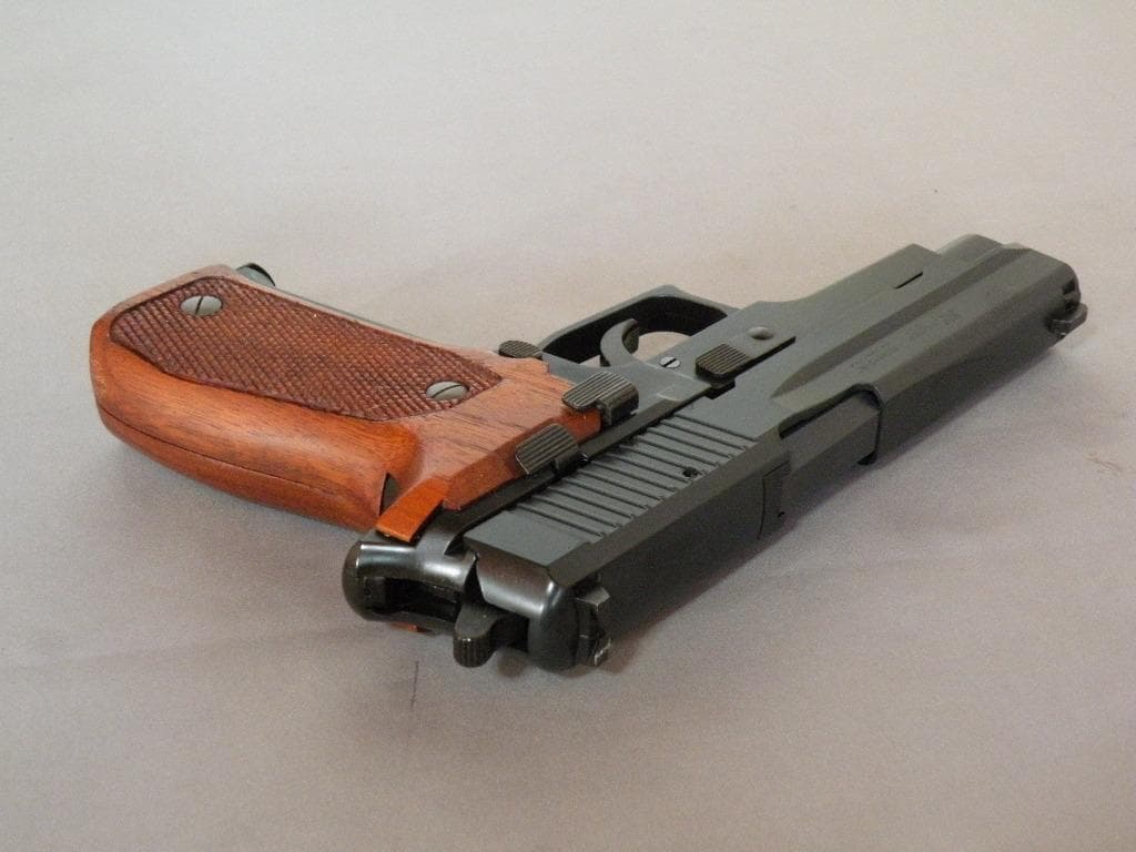 c*t様 タナカワークス P226 シグシュアー マグナブローバック 木製グリッ