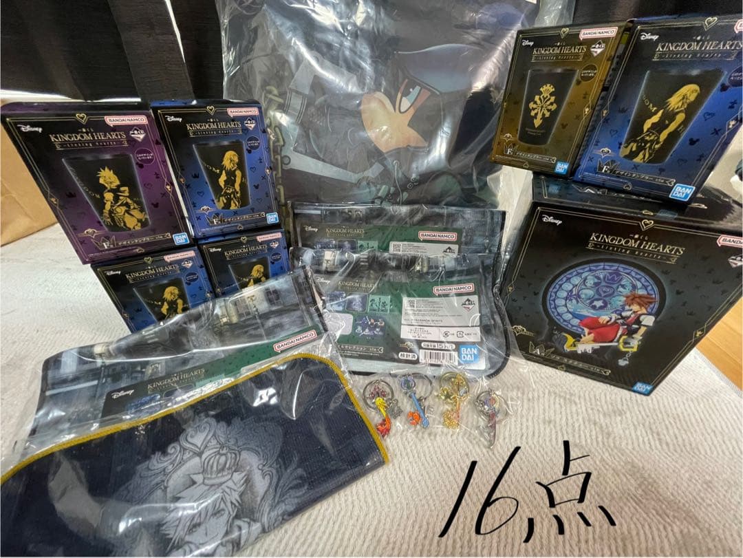 キングダムハーツ 16点 A賞 スタチュー　ソラ　C賞 クッション 1番くじ