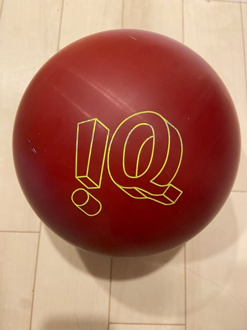 IQ 78U ウレタン　ボウリング　ボール　プラグ済み　14ポンド