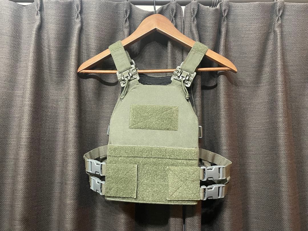 プレートキャリア フォリッジグリーン(特注)