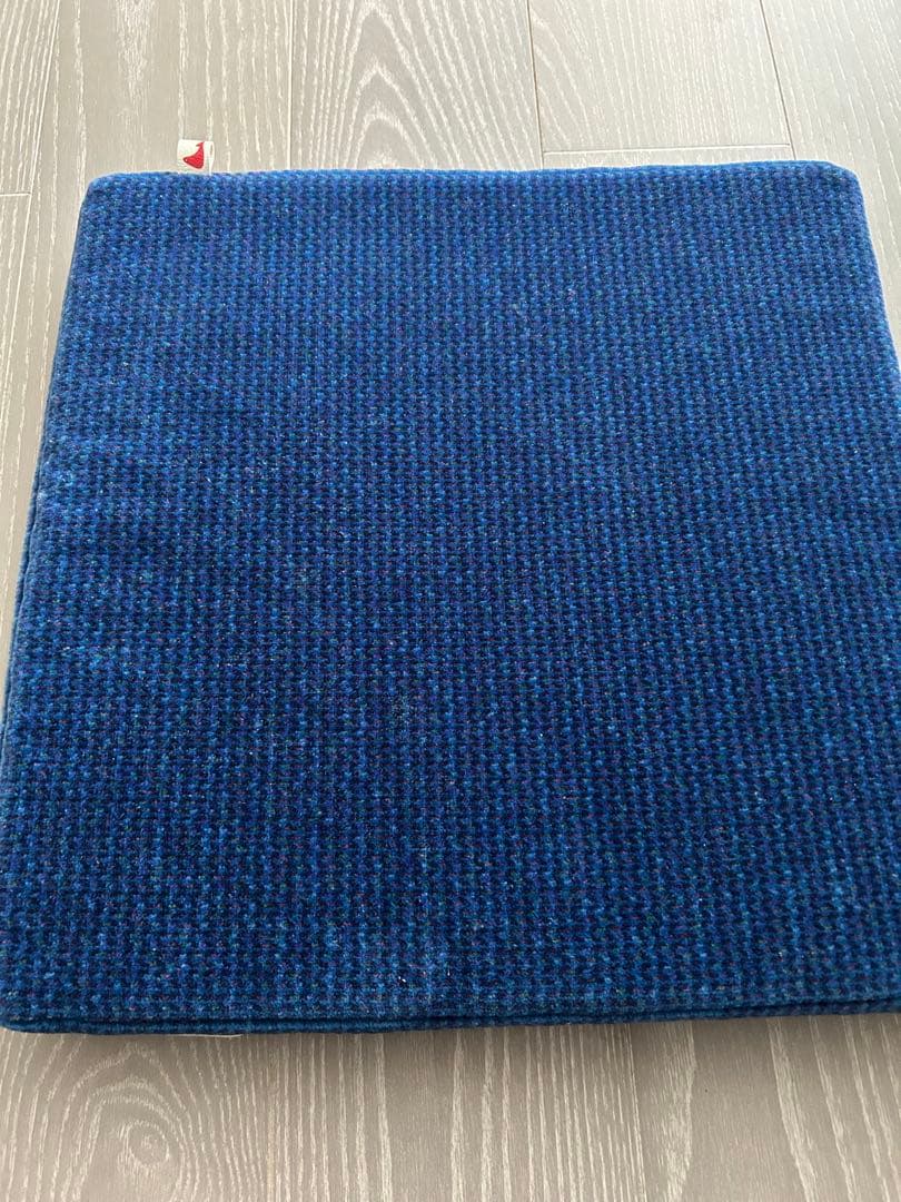 NIPPONSEAL クッション (ブルー/丸洗い/抗菌 防臭) 座布団 日本製