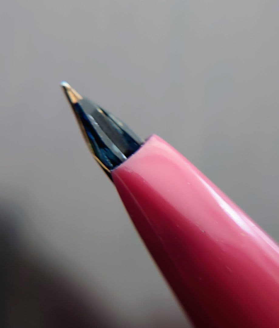 プラチナ　万年筆　シャンパンゴールド/ピンク　ペン先18K-750