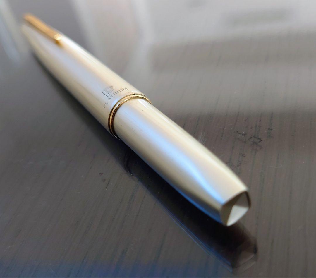 プラチナ　万年筆　シャンパンゴールド/ピンク　ペン先18K-750