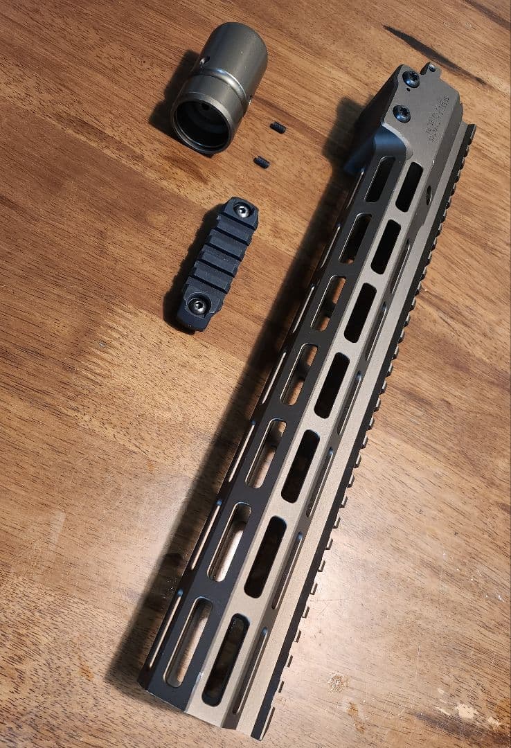 ANGRY GUN製 ハンドガード GEISSELE Mk16 DDC