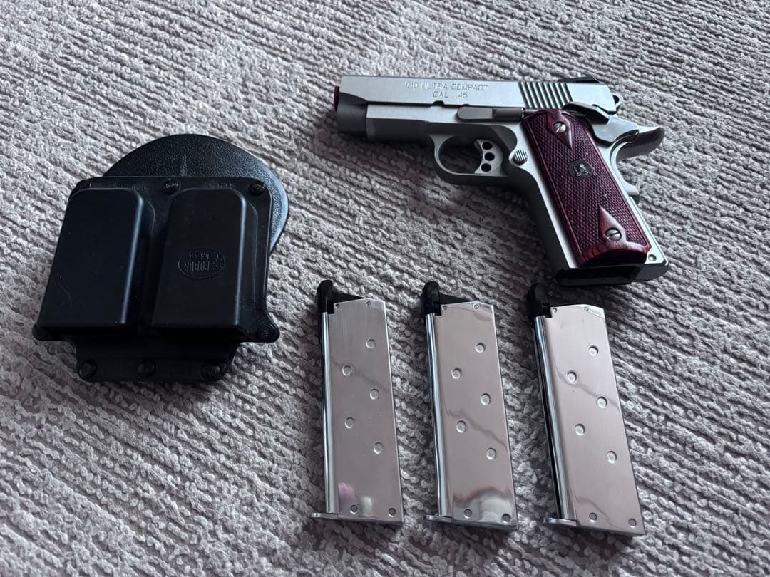 東京マルイ　ガスブローバックハンドガン　2丁セット